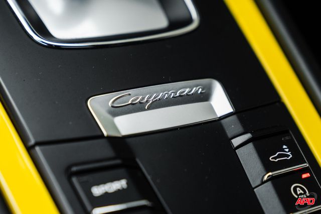 2016 Porsche Cayman GT4 Style 2016 Porsche Cayman GT4 Style