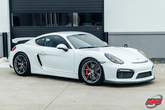 2016 Porsche Cayman GT4