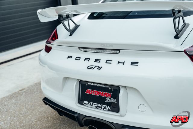 2016 Porsche Cayman GT4