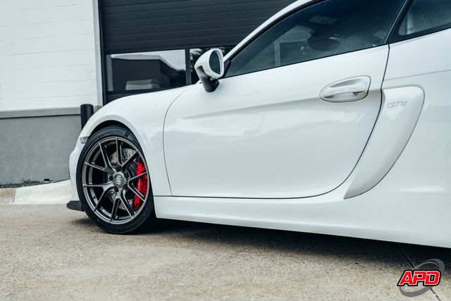 2016 Porsche Cayman GT4 2016 Porsche Cayman GT4