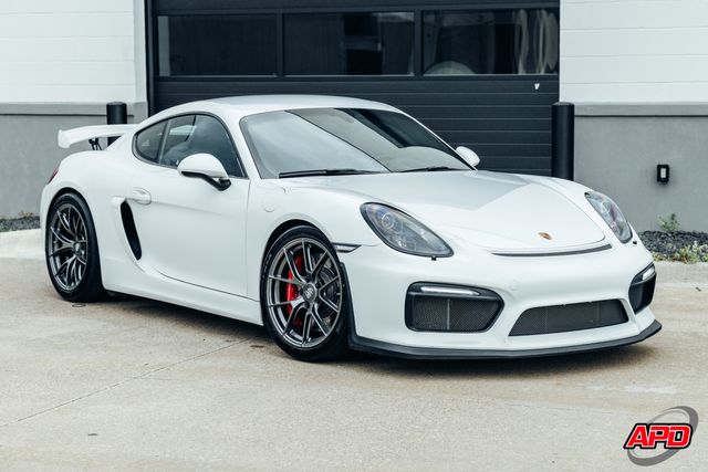 2016 Porsche Cayman GT4