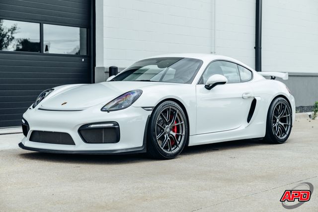 2016 Porsche Cayman GT4