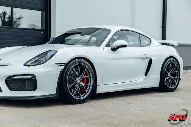 2016 Porsche Cayman GT4