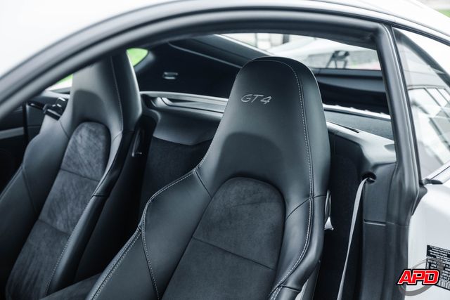 2016 Porsche Cayman GT4 2016 Porsche Cayman GT4