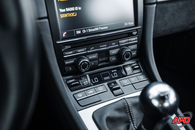 2016 Porsche Cayman GT4 2016 Porsche Cayman GT4