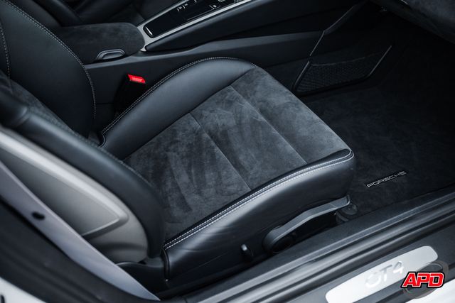 2016 Porsche Cayman GT4 2016 Porsche Cayman GT4