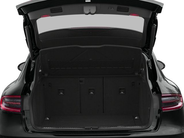 2016 Porsche Macan 3.6L Turbo 400hp Turbo