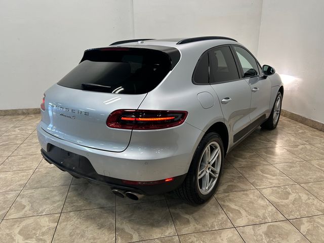2016 Porsche Macan S