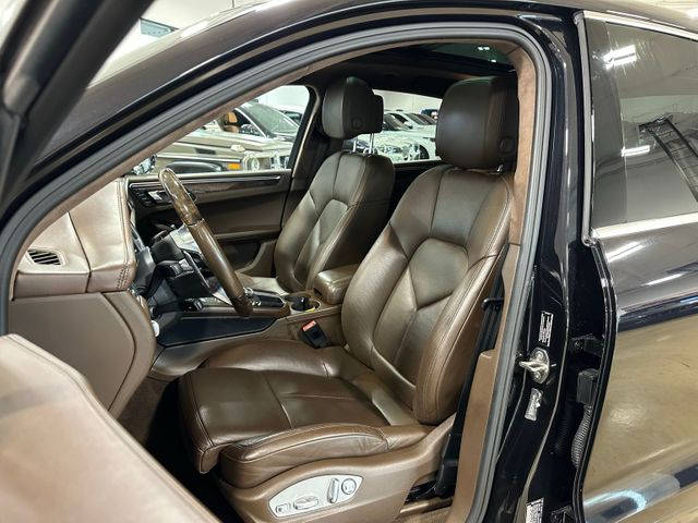 2016 Porsche Macan Turbo Premium Package Plus Panoramic Roof Lane ... | Irving, Texas | Hopper Motorplex