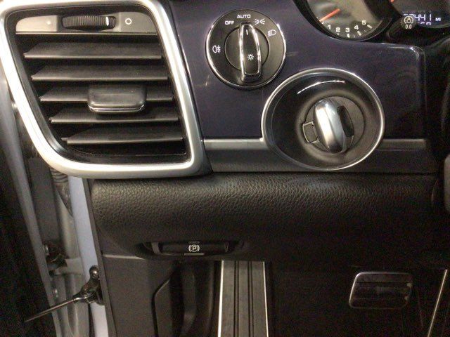 2016 Porsche Panamera Edition