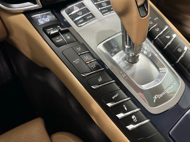 2016 Porsche Panamera 4 | Irving, Texas | Hopper Motorplex