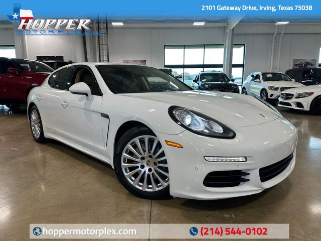 2016 Porsche Panamera 2 | Irving, Texas | Hopper Motorplex