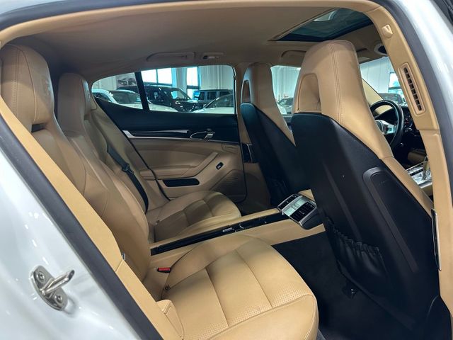 2016 Porsche Panamera 2 | Irving, Texas | Hopper Motorplex 2016 Porsche Panamera 2 | Irving, Texas | Hopper Motorplex