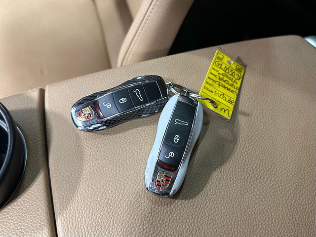 2016 Porsche Panamera 2 | Irving, Texas | Hopper Motorplex 2016 Porsche Panamera 2 | Irving, Texas | Hopper Motorplex