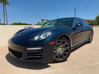 2016 Porsche Panamera