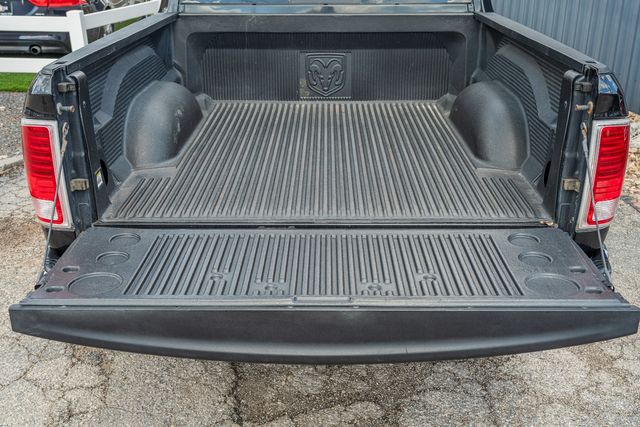 2016 Ram 1500 Laramie CREW CAB 4X4 W/ UPGRADES / REGULAR SERVICE | Austin, TX | Rocky Mountain Truck Stop Austin