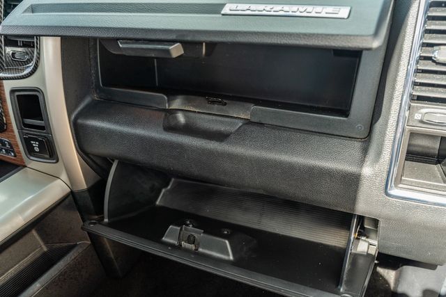 2016 Ram 1500 Laramie CREW CAB 4X4 W/ UPGRADES / REGULAR SERVICE | Austin, TX | Rocky Mountain Truck Stop Austin