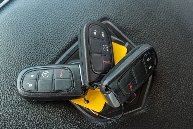 2016 Ram 1500 Laramie CREW CAB 4X4 W/ UPGRADES / REGULAR SERVICE | Austin, TX | Rocky Mountain Truck Stop Austin