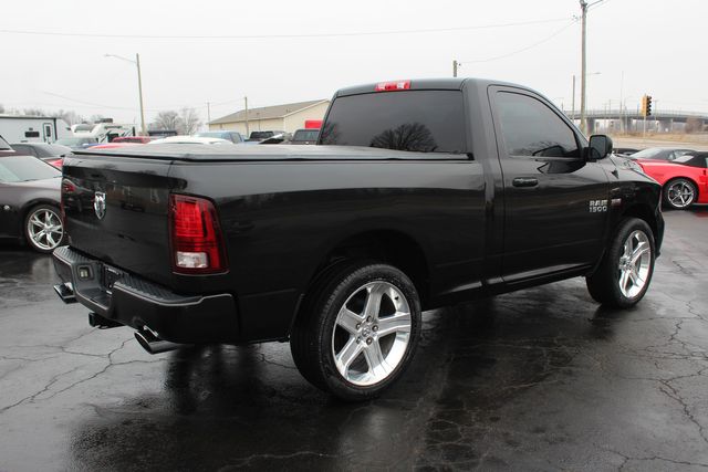 2016 Ram 1500 HEMI Sport R/T | Granite City, Illinois | MasterCars Company Inc.