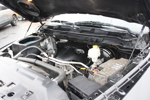 2016 Ram 1500 HEMI Sport R/T | Granite City, Illinois | MasterCars Company Inc.