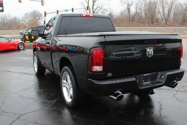 2016 Ram 1500 HEMI Sport R/T | Granite City, Illinois | MasterCars Company Inc. 2016 Ram 1500 HEMI Sport R/T | Granite City, Illinois | MasterCars Company Inc.