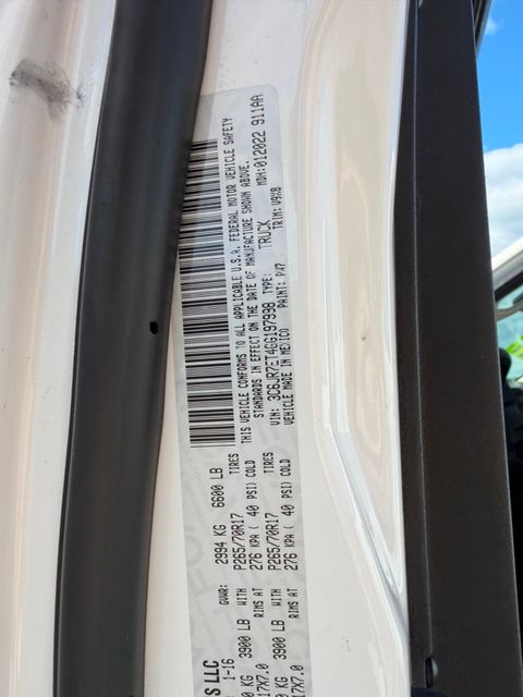 2016 RAM 1500 SLT