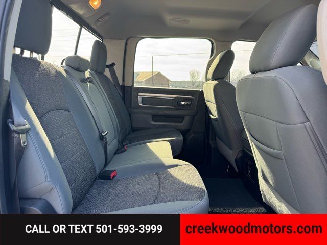 2016 Ram 1500 Big Horn 4x4 Hemi Crew Cab LIFTED 20s New Tires 2016 Ram 1500 Big Horn 4x4 Hemi Crew Cab LIFTED 20s New Tires