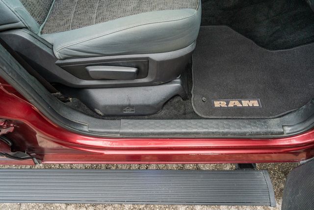 2016 Ram 2500 Big Horn CREW CAB 4X4 / 6.7L DIESEL / LUXURY GROUP | Dallas, TX | Rocky Mountain Truck Stop Dallas