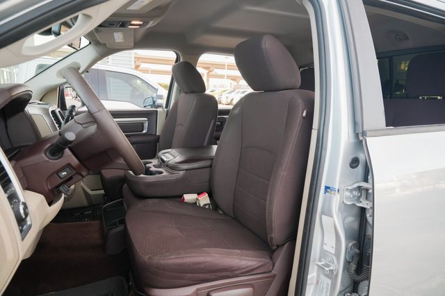 2016 Ram 2500 SLT / 4X4 / 6.4L HEMI | Austin, TX | Rocky Mountain Truck Stop Austin 2016 Ram 2500 SLT / 4X4 / 6.4L HEMI | Austin, TX | Rocky Mountain Truck Stop Austin