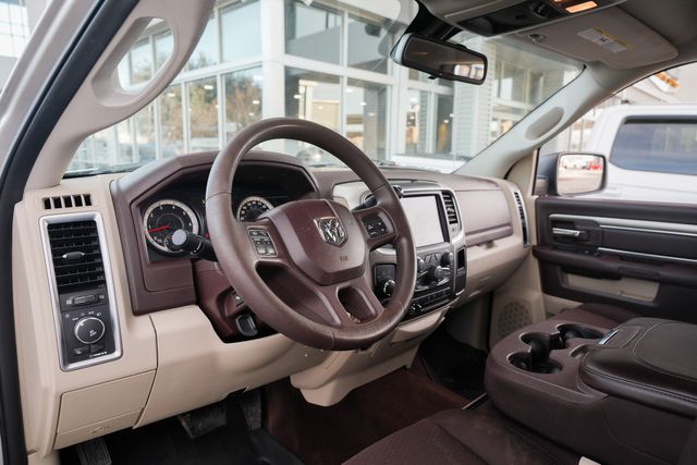 2016 Ram 2500 SLT / 4X4 / 6.4L HEMI | Austin, TX | Rocky Mountain Truck Stop Austin 2016 Ram 2500 SLT / 4X4 / 6.4L HEMI | Austin, TX | Rocky Mountain Truck Stop Austin