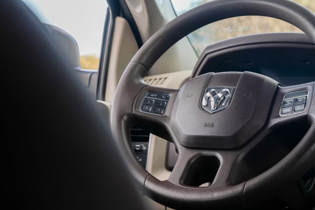 2016 Ram 2500 SLT / 4X4 / 6.4L HEMI | Austin, TX | Rocky Mountain Truck Stop Austin 2016 Ram 2500 SLT / 4X4 / 6.4L HEMI | Austin, TX | Rocky Mountain Truck Stop Austin