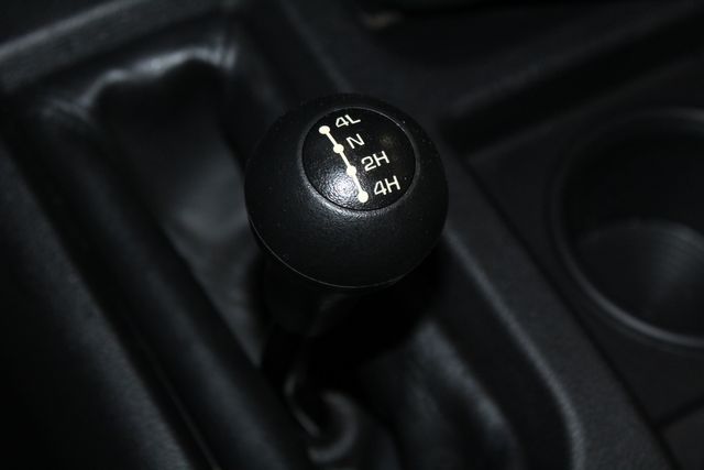 2016 Ram 2500 Diesel 4x4 Manual Tradesman | Roscoe, IL | Autoland Outlets 2016 Ram 2500 Diesel 4x4 Manual Tradesman | Roscoe, IL | Autoland Outlets