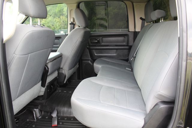 2016 Ram 2500 Diesel Manual 4x4 Tradesman | Roscoe, IL | Autoland Outlets 2016 Ram 2500 Diesel Manual 4x4 Tradesman | Roscoe, IL | Autoland Outlets