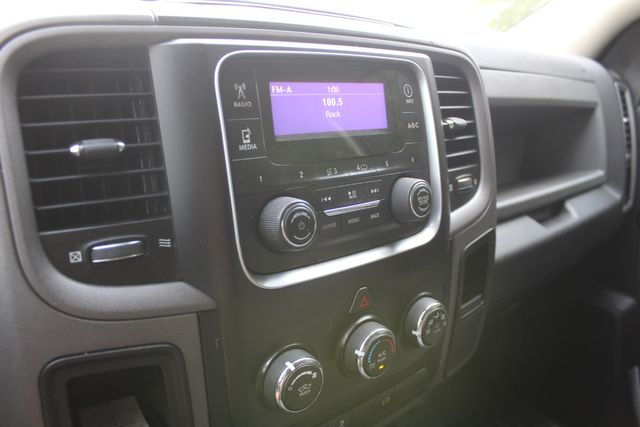 2016 Ram 2500 Diesel Manual 4x4 Tradesman | Roscoe, IL | Autoland Outlets 2016 Ram 2500 Diesel Manual 4x4 Tradesman | Roscoe, IL | Autoland Outlets