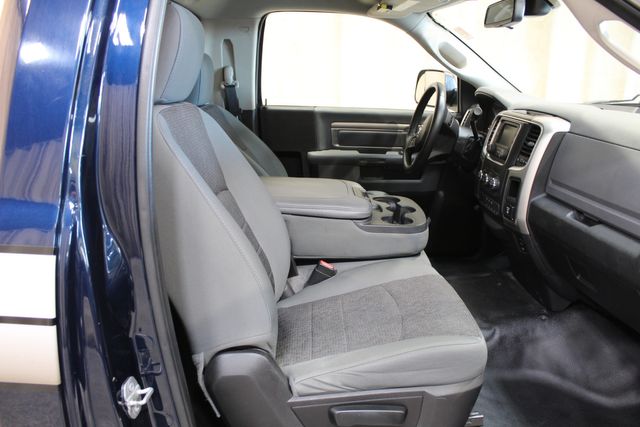 2016 Ram 3500 Chassis Cab 4x2 Diesel SLT | Roscoe, IL | Autoland Outlets 2016 Ram 3500 Chassis Cab 4x2 Diesel SLT | Roscoe, IL | Autoland Outlets