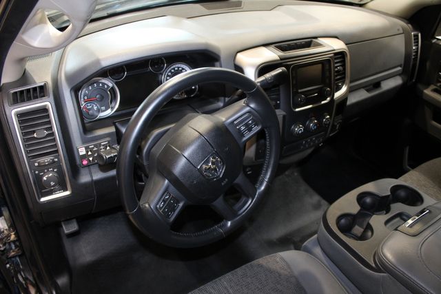 2016 Ram 3500 Chassis Cab 4x2 Diesel SLT | Roscoe, IL | Autoland Outlets 2016 Ram 3500 Chassis Cab 4x2 Diesel SLT | Roscoe, IL | Autoland Outlets