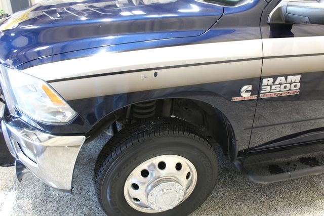 2016 Ram 3500 Chassis Cab 4x2 Diesel SLT | Roscoe, IL | Autoland Outlets 2016 Ram 3500 Chassis Cab 4x2 Diesel SLT | Roscoe, IL | Autoland Outlets