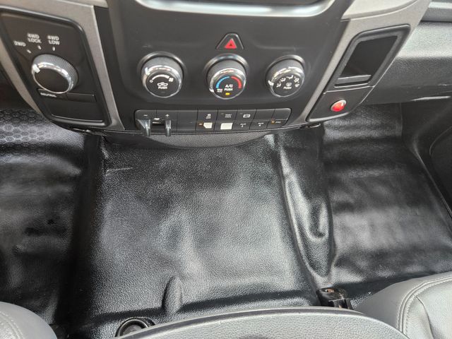 2016 Ram 5500 4X4 HI RANGER MATERIAL HANDLER 6.7 CUMMINS HI-RANGER LTM40 45FT | Irving, TX | Pinnacle Trucks 2016 Ram 5500 4X4 HI RANGER MATERIAL HANDLER 6.7 CUMMINS HI-RANGER LTM40 45FT | Irving, TX | Pinnacle Trucks