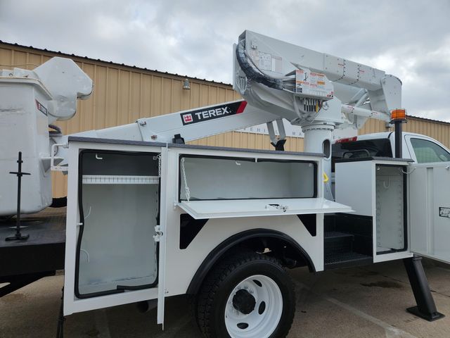 2016 Ram 5500 4X4 HI RANGER MATERIAL HANDLER 6.7 CUMMINS HI-RANGER LTM40 45FT | Irving, TX | Pinnacle Trucks 2016 Ram 5500 4X4 HI RANGER MATERIAL HANDLER 6.7 CUMMINS HI-RANGER LTM40 45FT | Irving, TX | Pinnacle Trucks