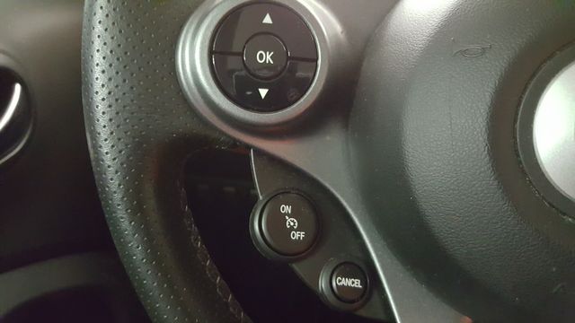 2016 Smart fortwo passion | Carrollton, TX | Legend Motorcars of Carrollton 2016 Smart fortwo passion | Carrollton, TX | Legend Motorcars of Carrollton