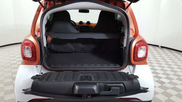 2016 Smart fortwo passion | Carrollton, TX | Legend Motorcars of Carrollton 2016 Smart fortwo passion | Carrollton, TX | Legend Motorcars of Carrollton