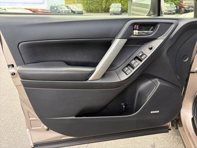 2016 Subaru Forester 2.5i Touring