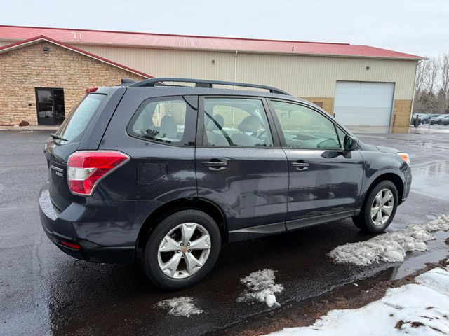 2016 Subaru Forester 2.5i