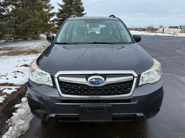 2016 Subaru Forester 2.5i