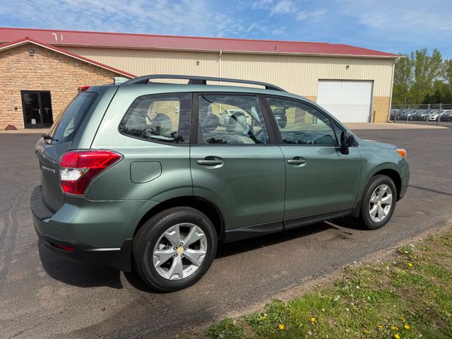 2016 Subaru Forester 2.5i