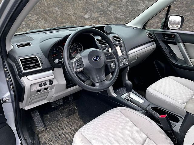 2016 Subaru Forester 2.5i