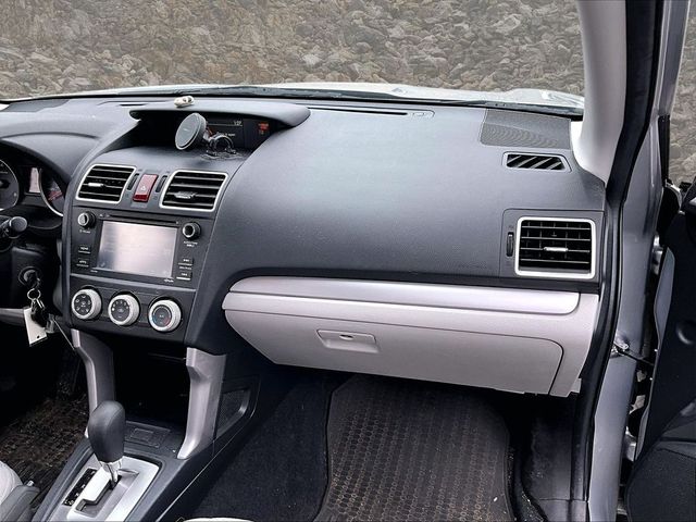 2016 Subaru Forester 2.5i