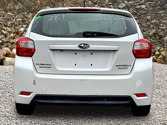 2016 Subaru Impreza 2.0i
