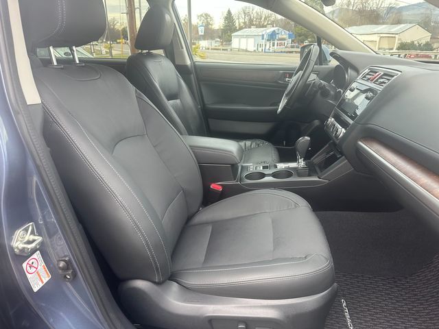 2016 Subaru Outback 3.6R Limited | Ashland, OR | Ashland Motor Company