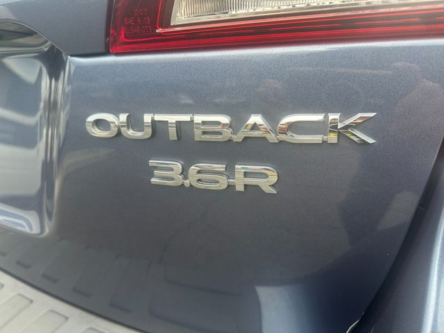 2016 Subaru Outback 3.6R Limited | Ashland, OR | Ashland Motor Company 2016 Subaru Outback 3.6R Limited | Ashland, OR | Ashland Motor Company